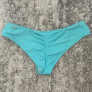 Victoria’s Secret size M cheeky bikini bottoms.